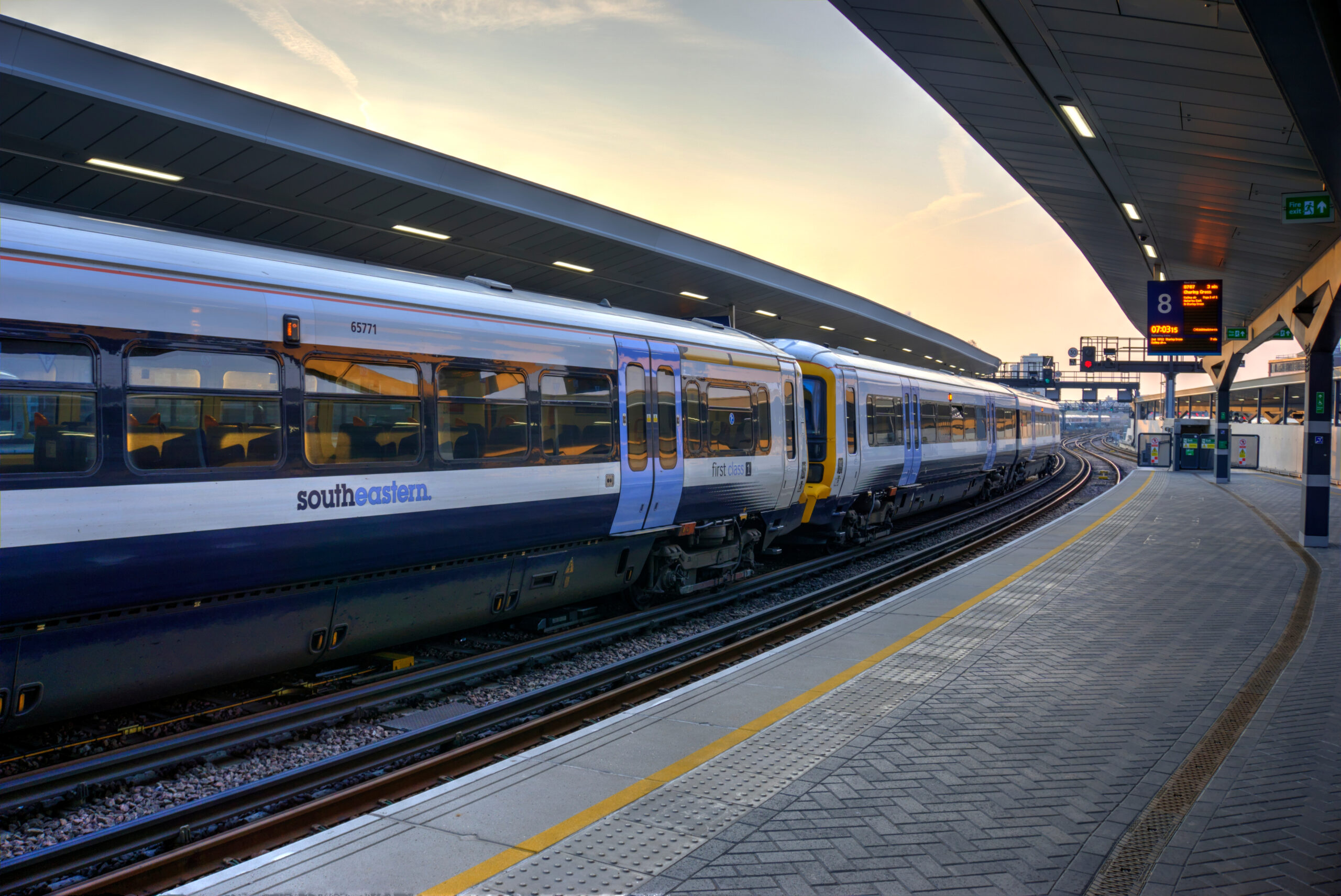 Southeastern train at London Bridge